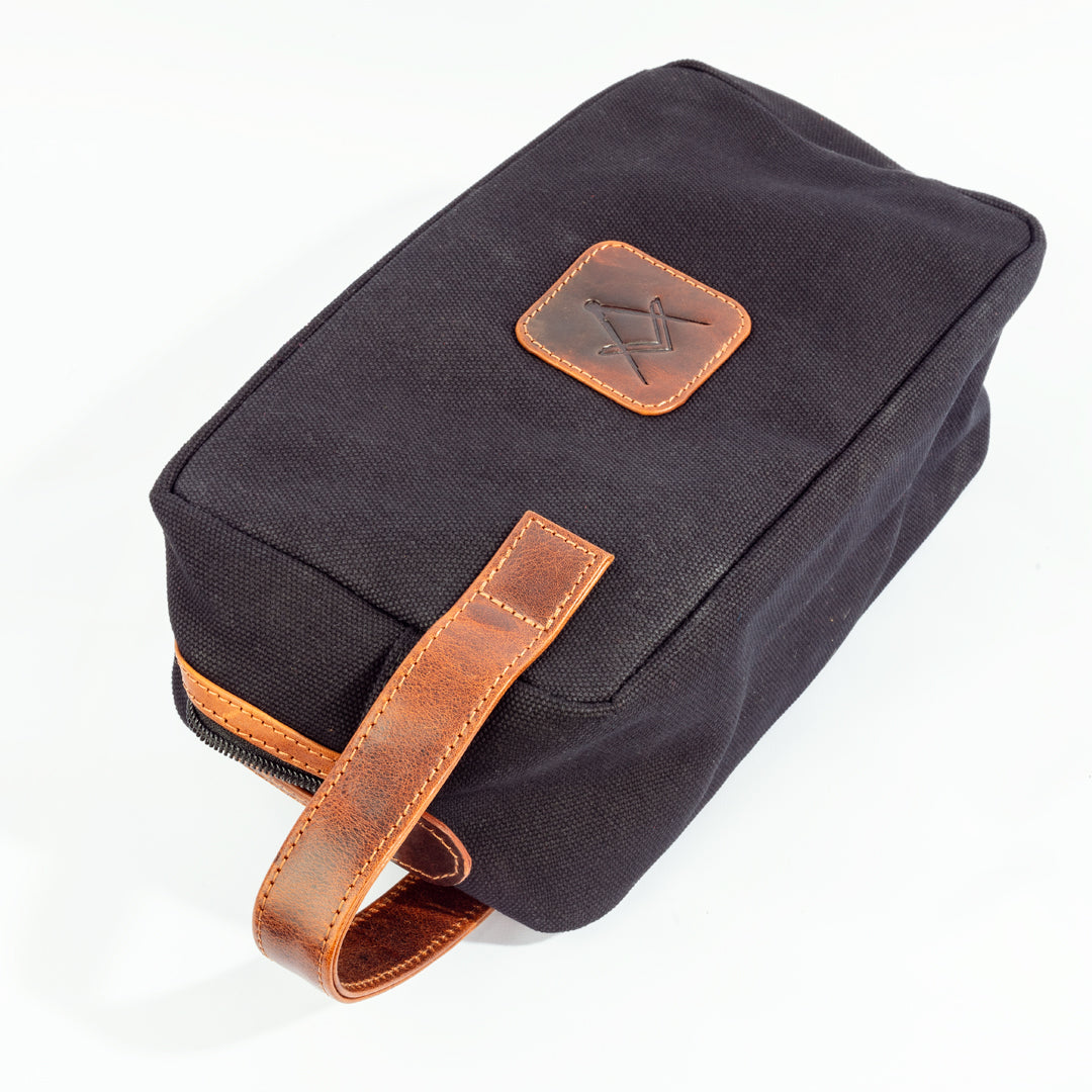 Snyrtitaska úr leðri